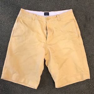 J. Crew Men’s 11” Broken In Chino Shorts